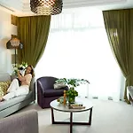 Fraser Place Robertson Walk Singapore