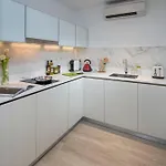 Lanson Place Winsland, Singapore