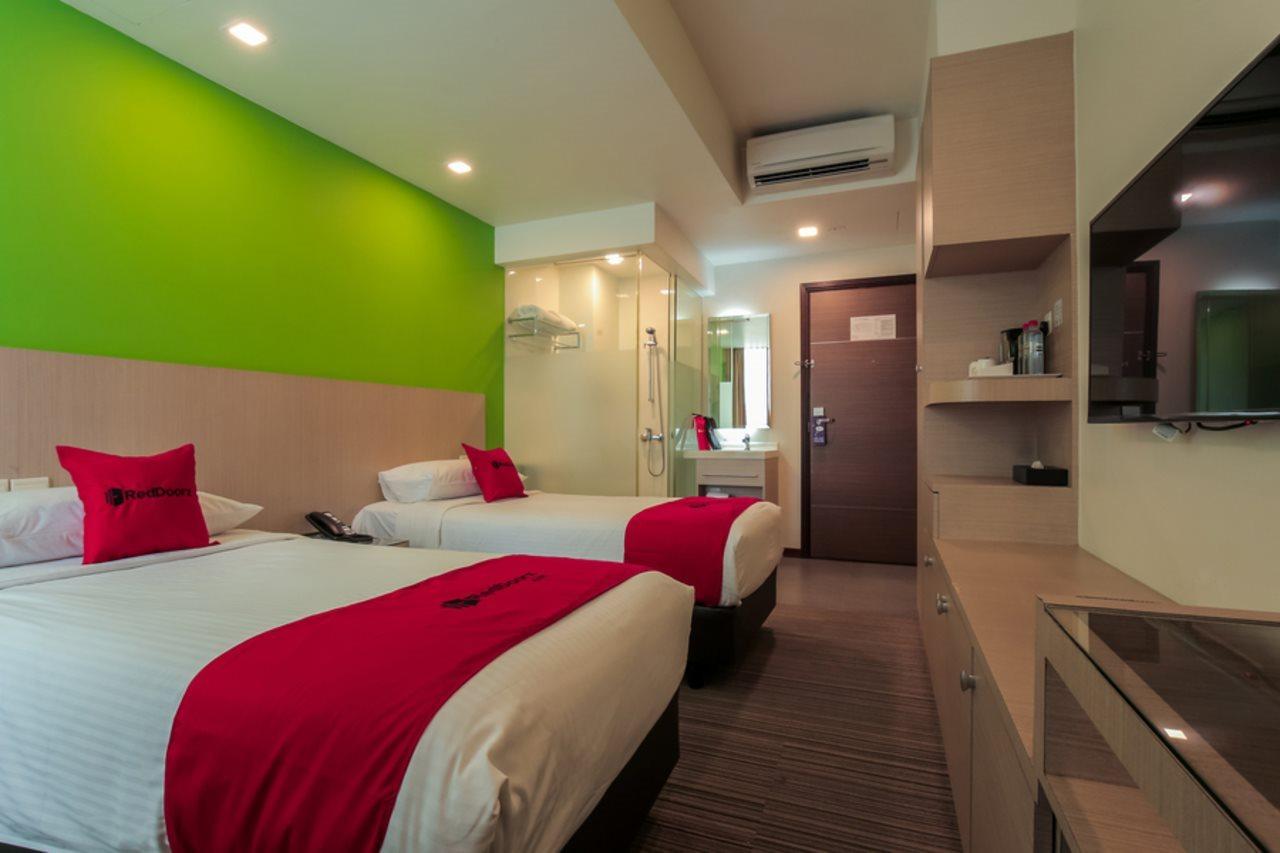 Aqueen Balestier 3* Singapore