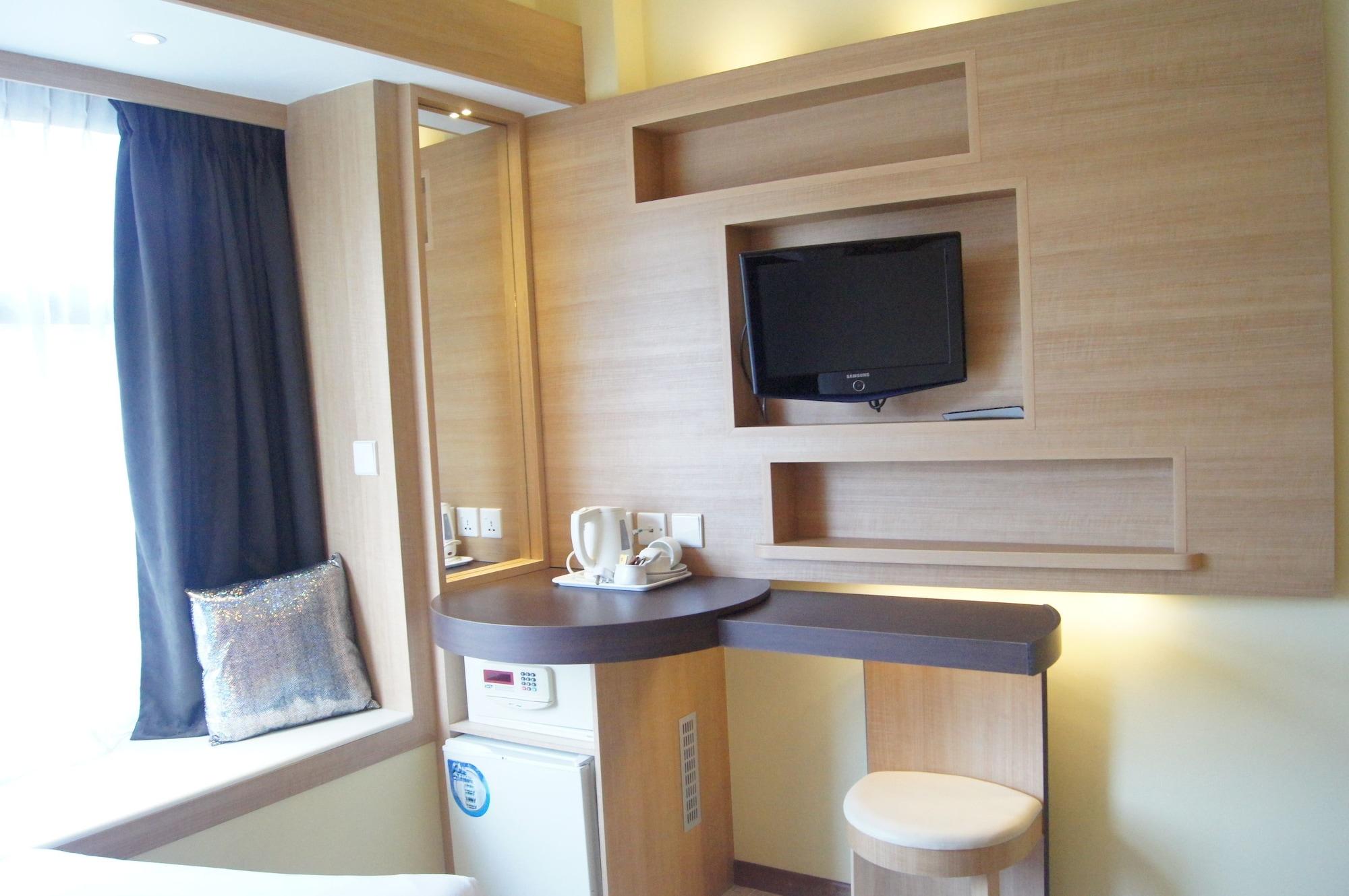 Robertson Quay Hotel 3*