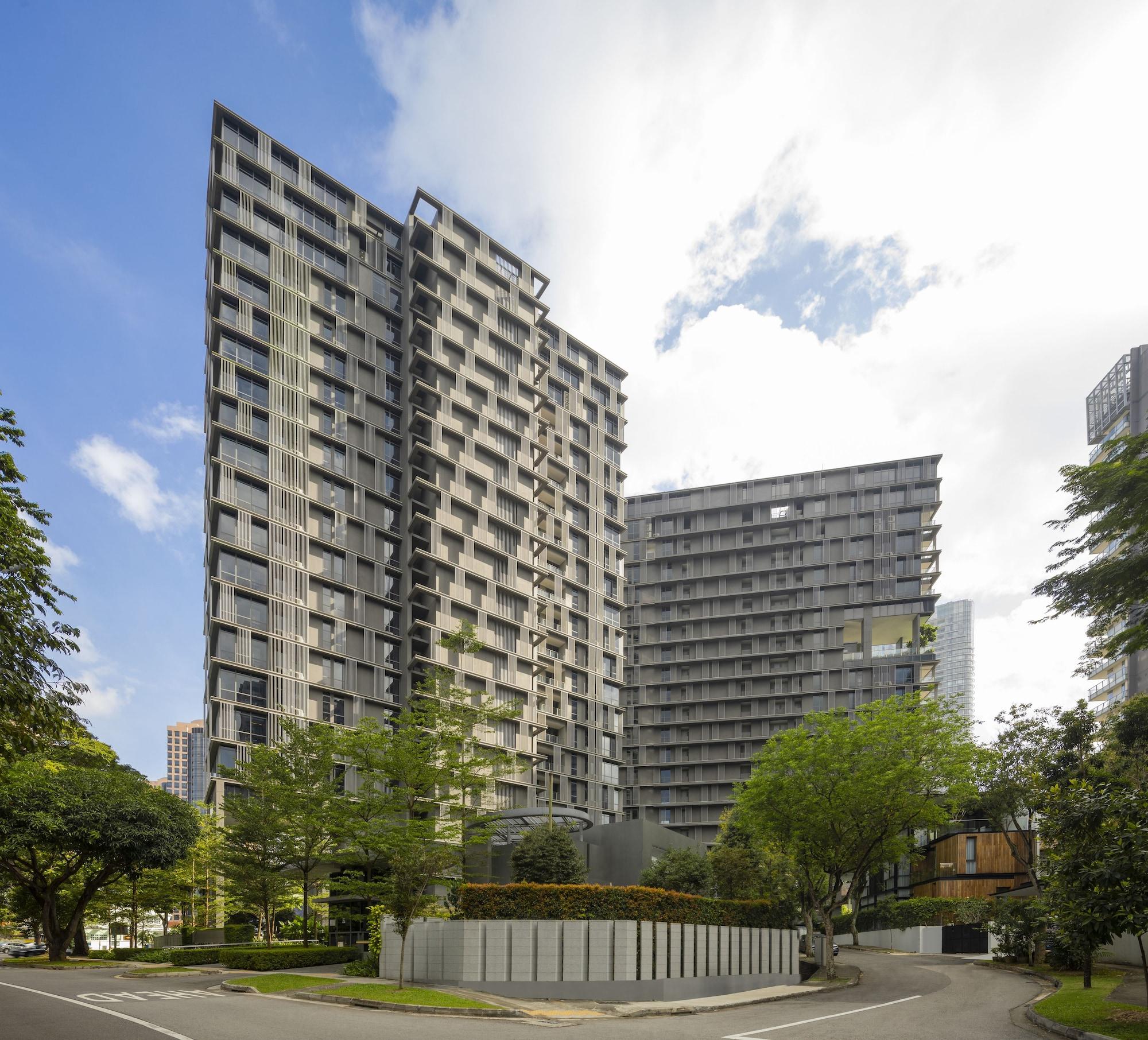 Aparthotel Fraser Orchard 5*