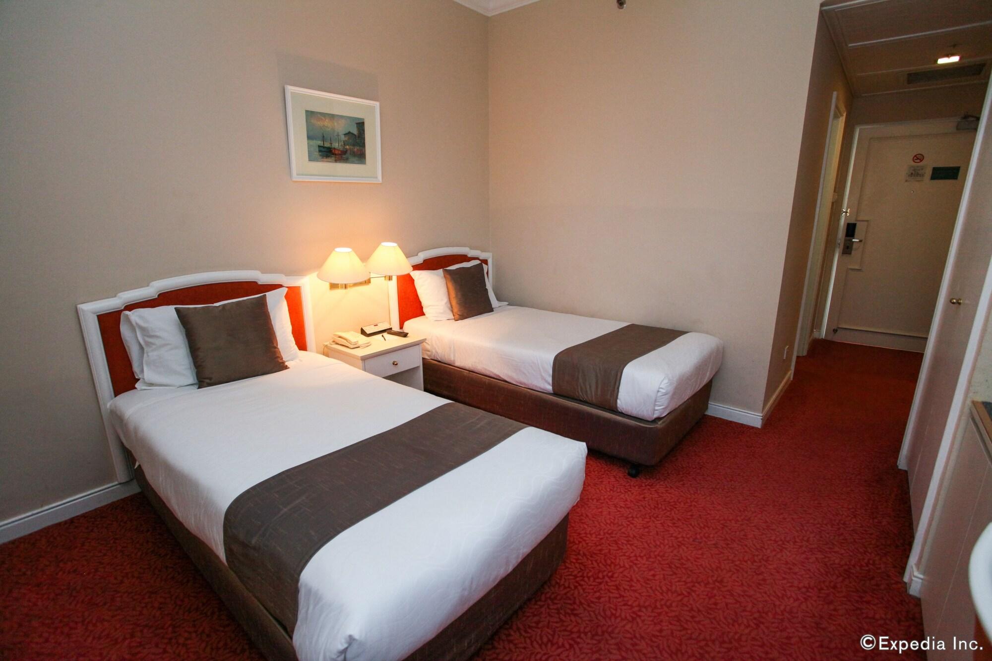 Express & Novena, An Ihg