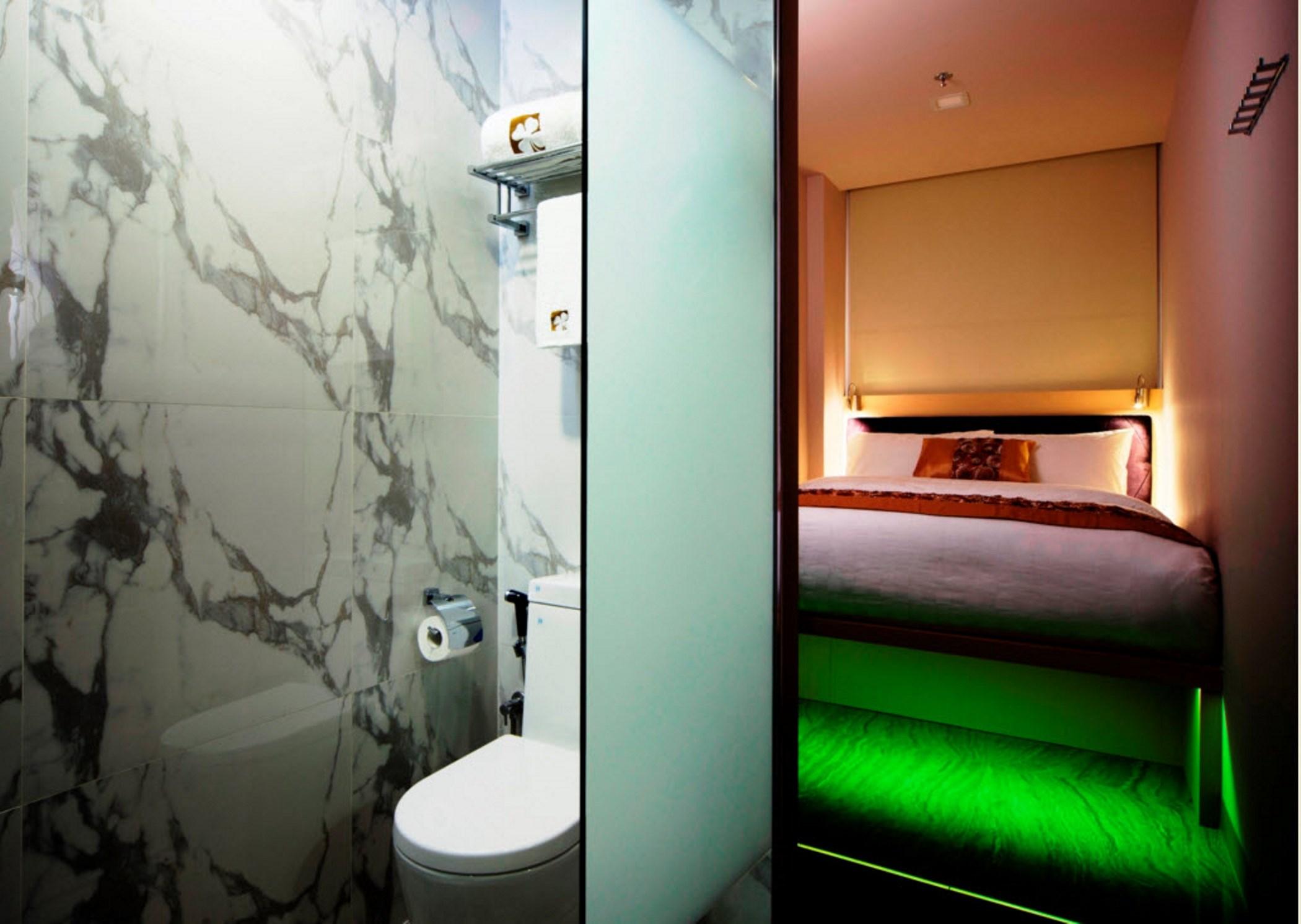 Clover 7 Singapura