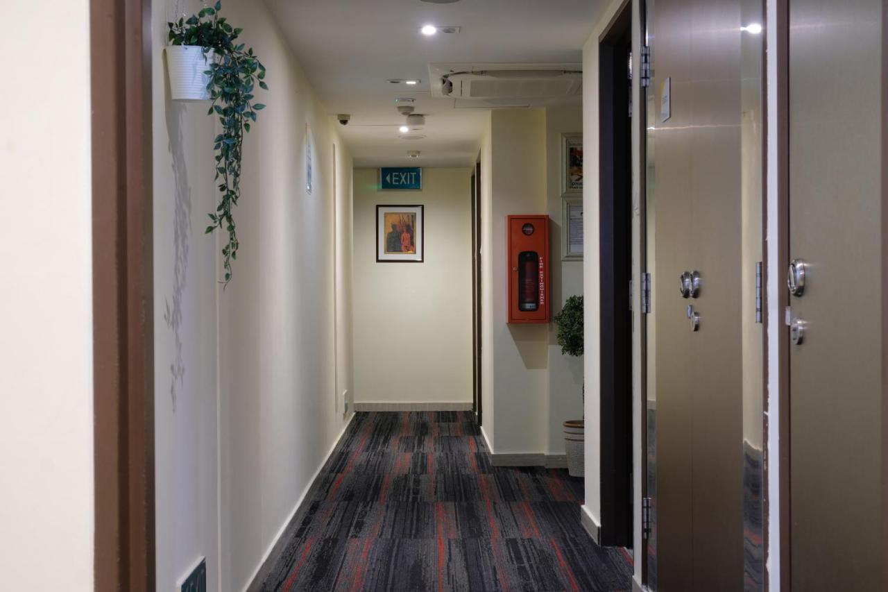 Sandpiper Hotel