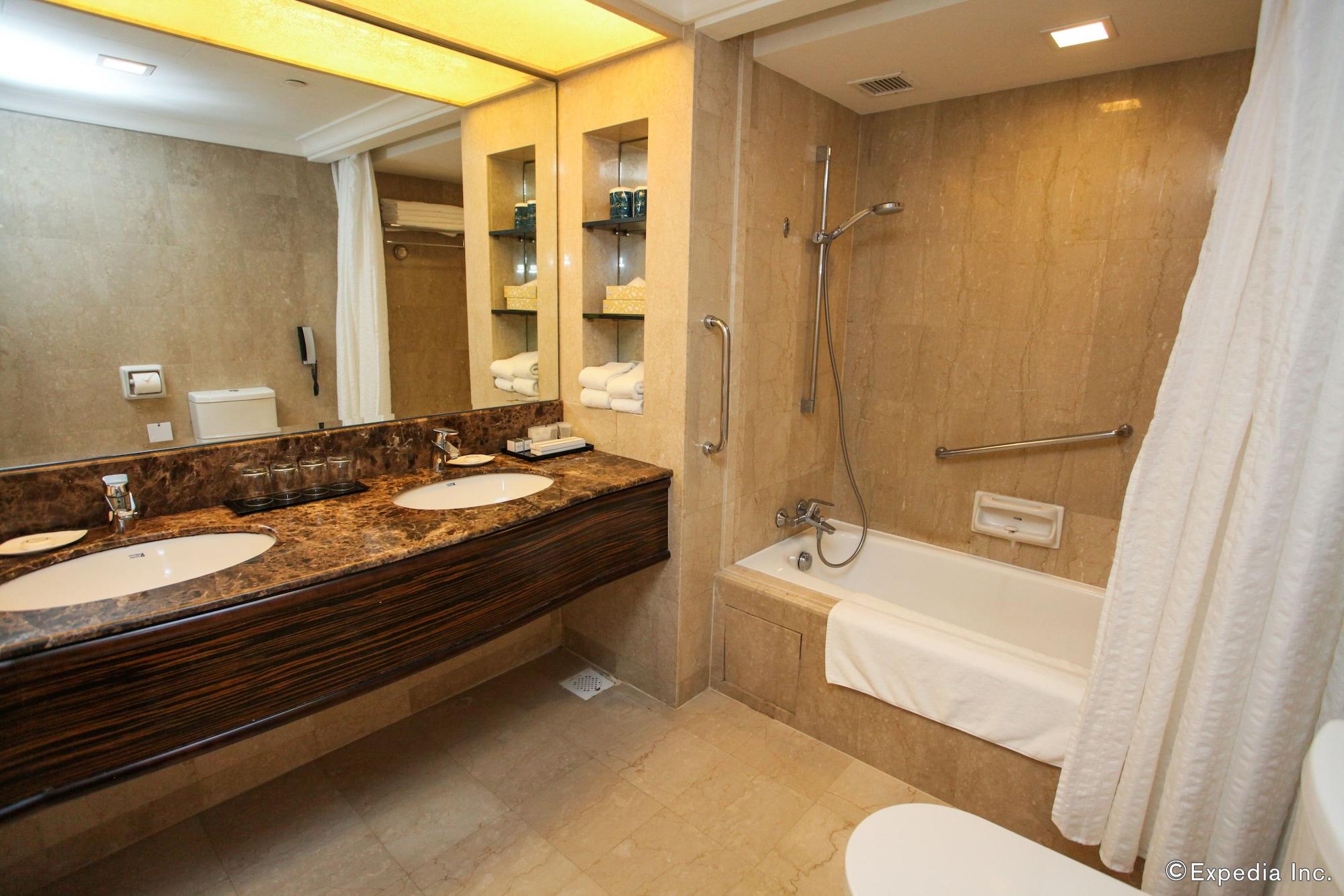 York Hotel 4*
