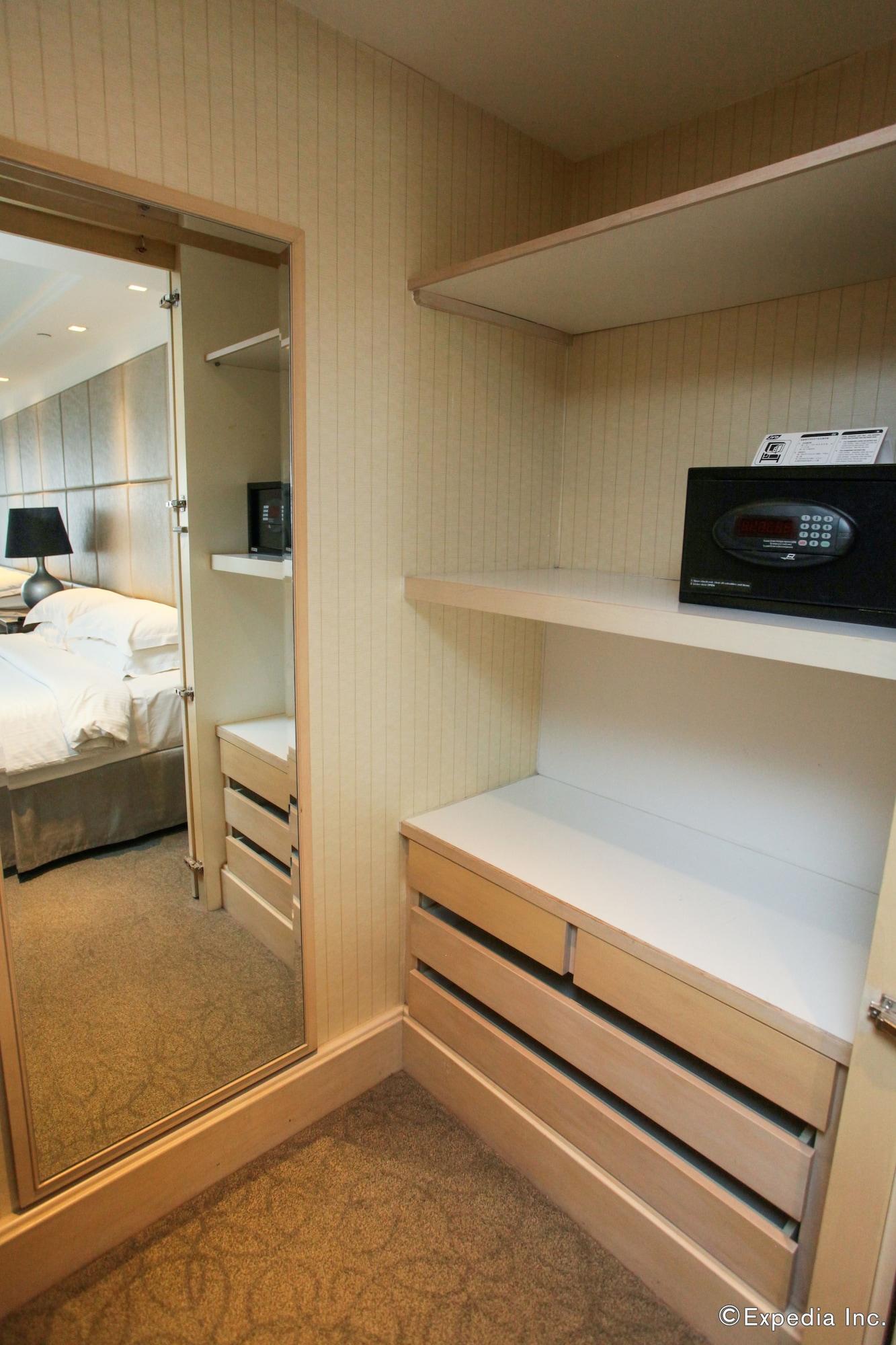 York Hotel 4*