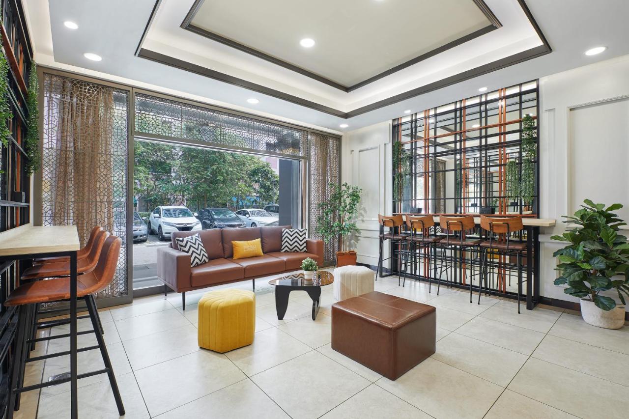 Hotel Dash Living Rochor 3*