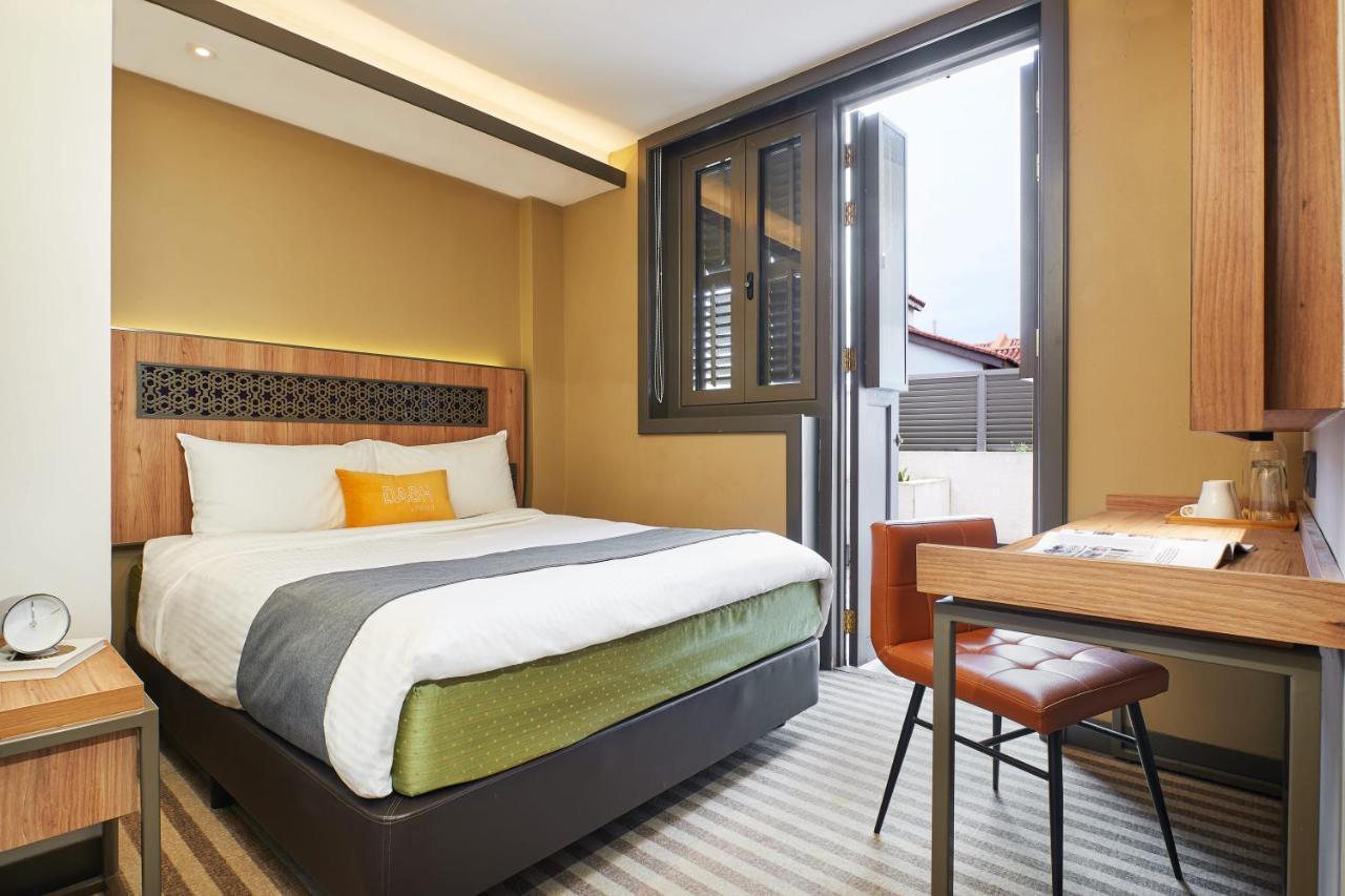Dash Living Rochor 3* Singapore