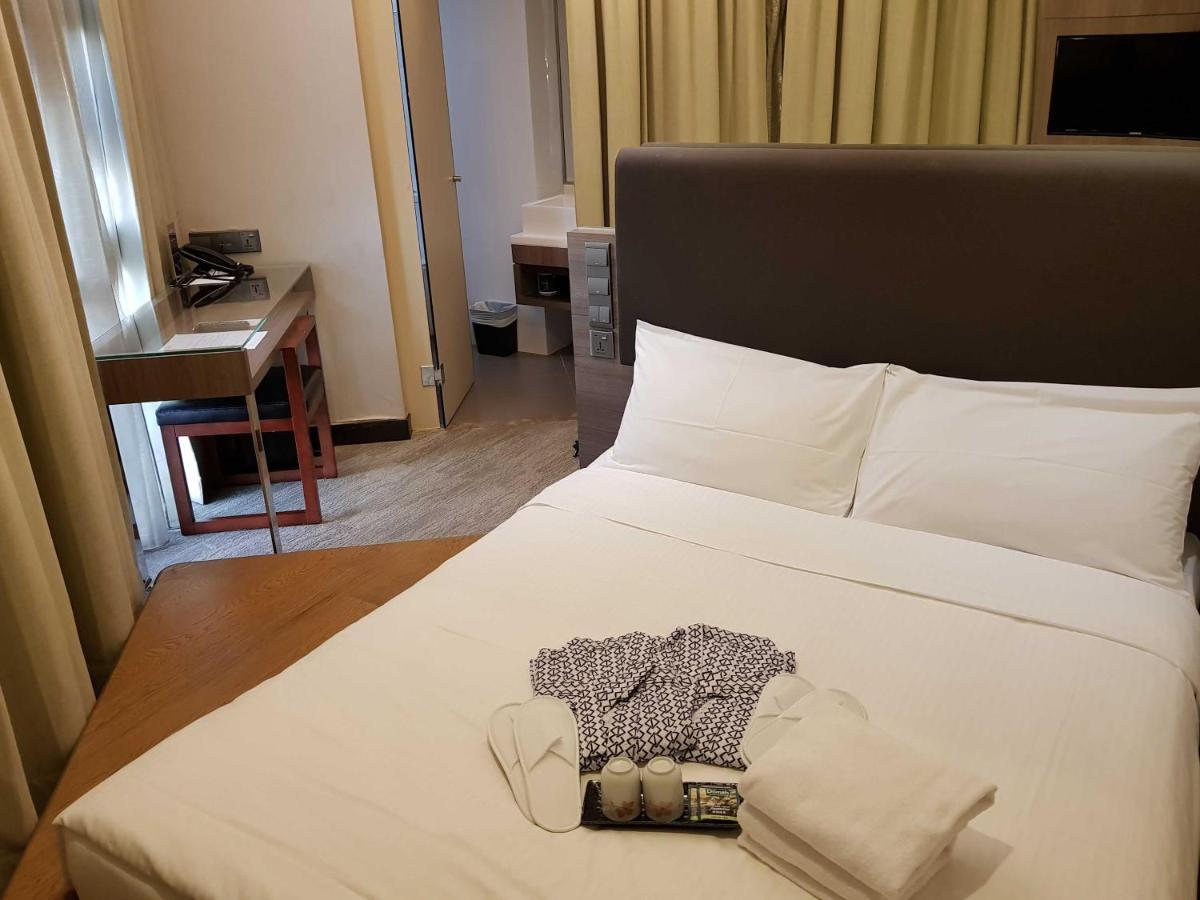 Amrise Kitchener 3* Singapore