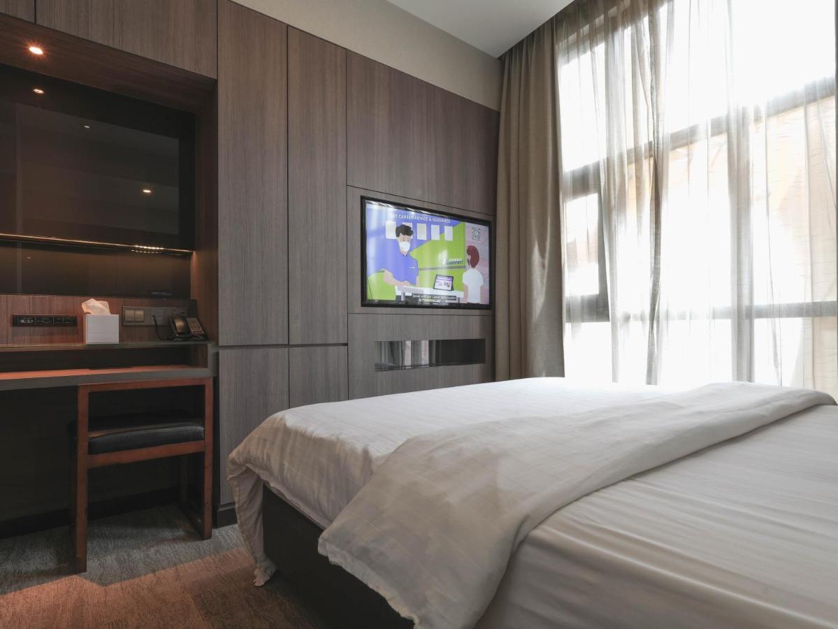 Amrise Kitchener 3*