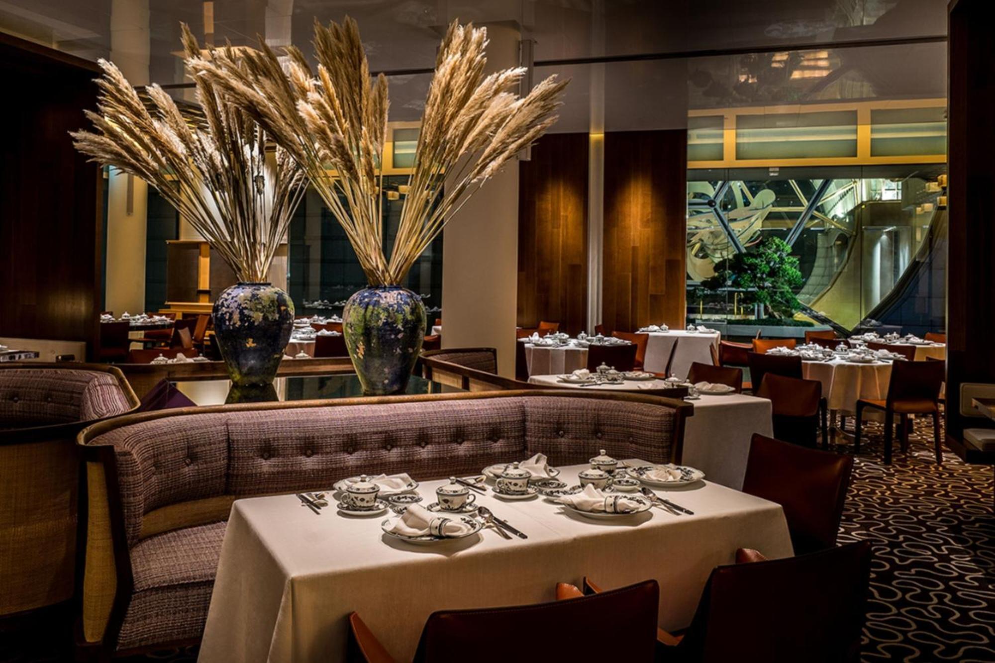 The Ritz-carlton, Millenia Hotel 5*