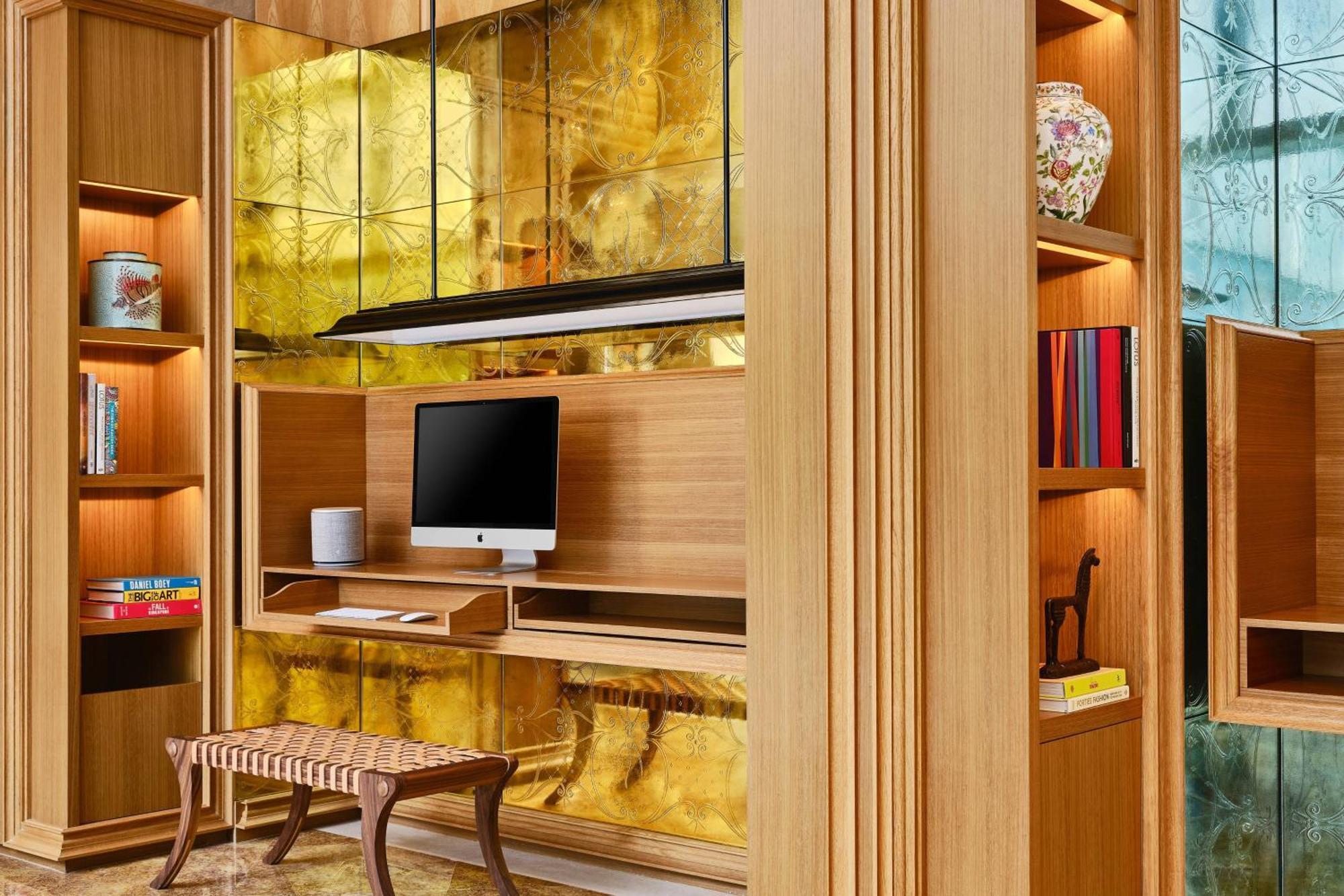 The Ritz-carlton, Millenia Hotel Singapore
