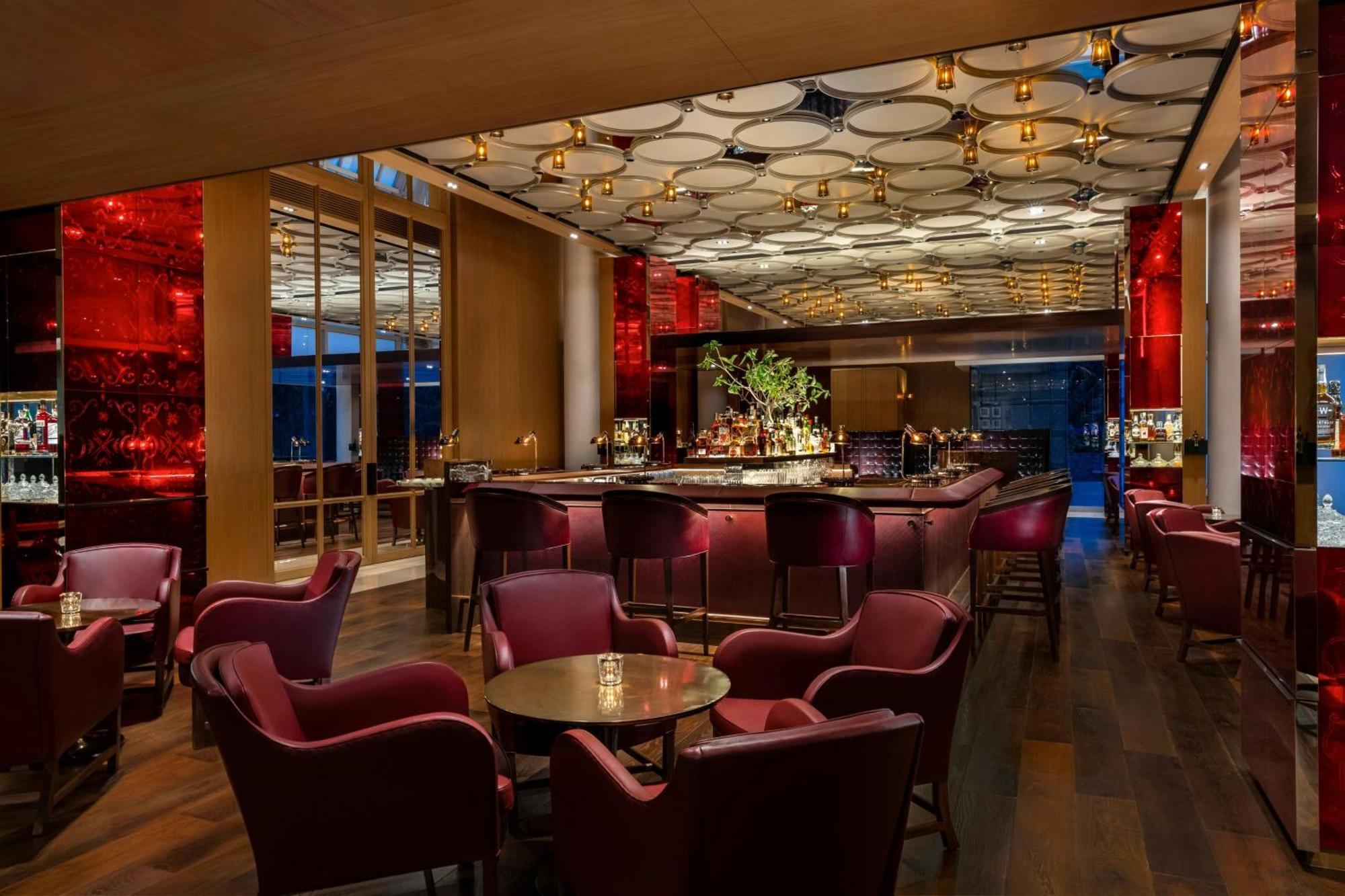 The Ritz-carlton, Millenia Hotel