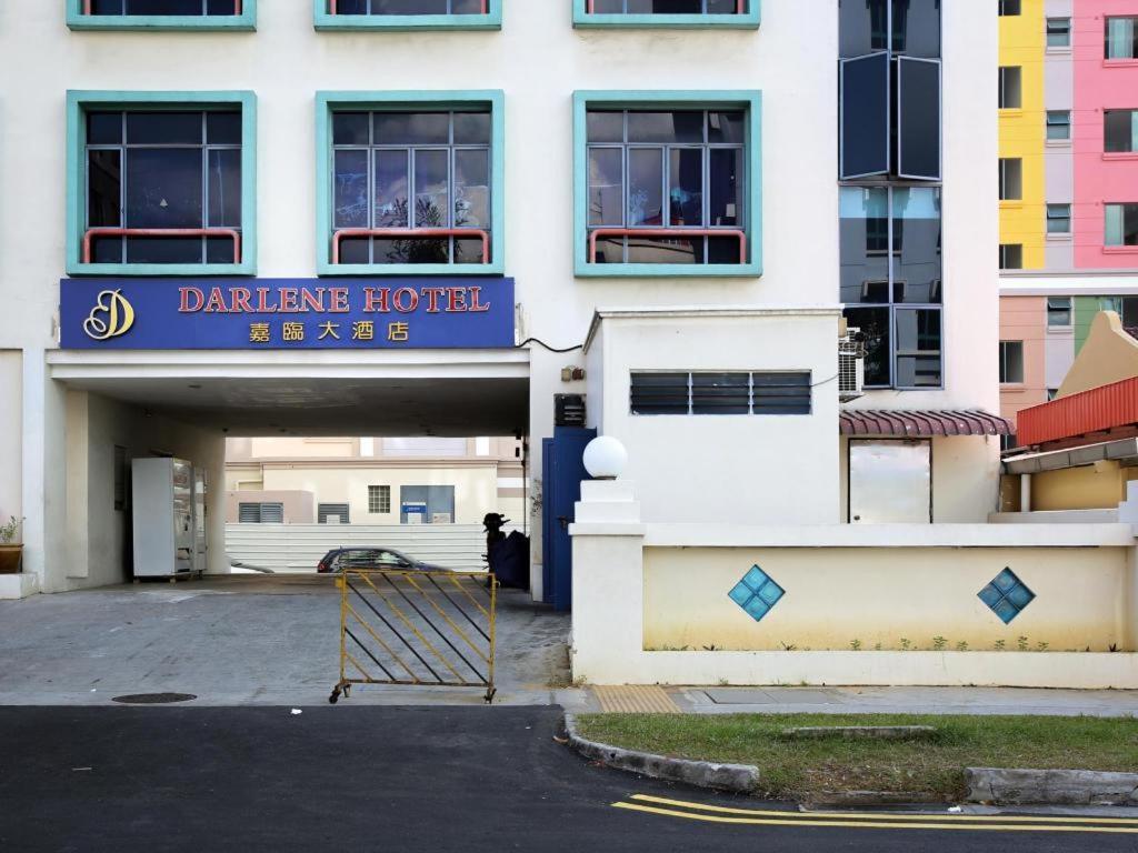 Darlene Singapore