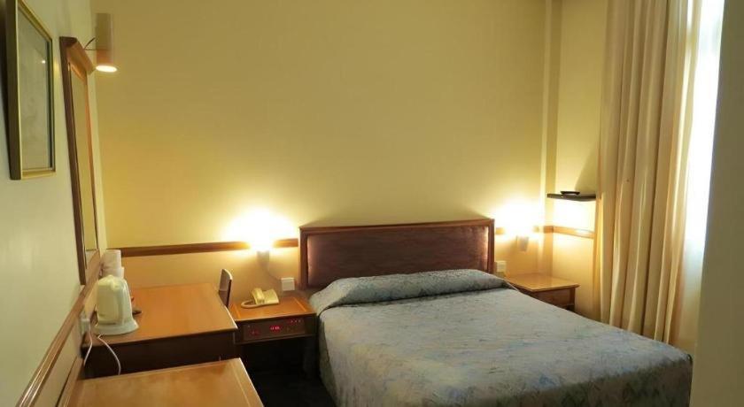 Hotel Four Chain View 2*