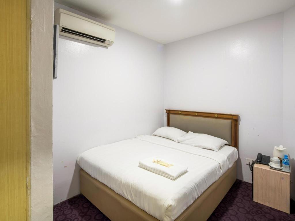 Hotel Meriton Singapore