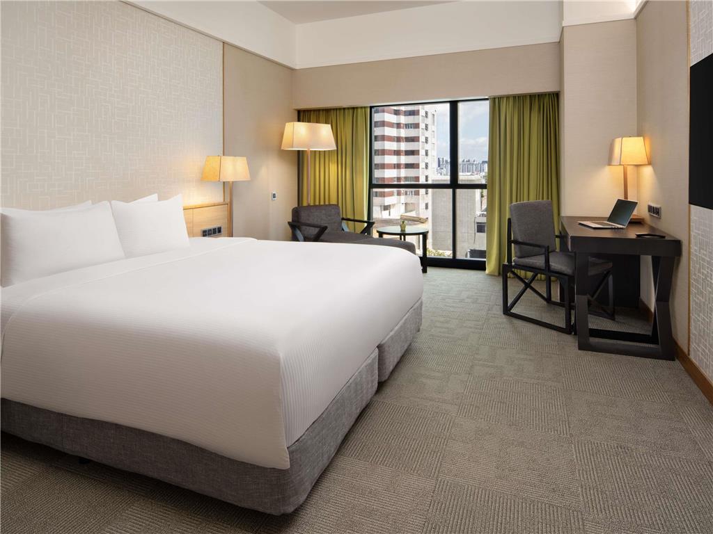 Grand Mercure Roxy Hotel Singapore