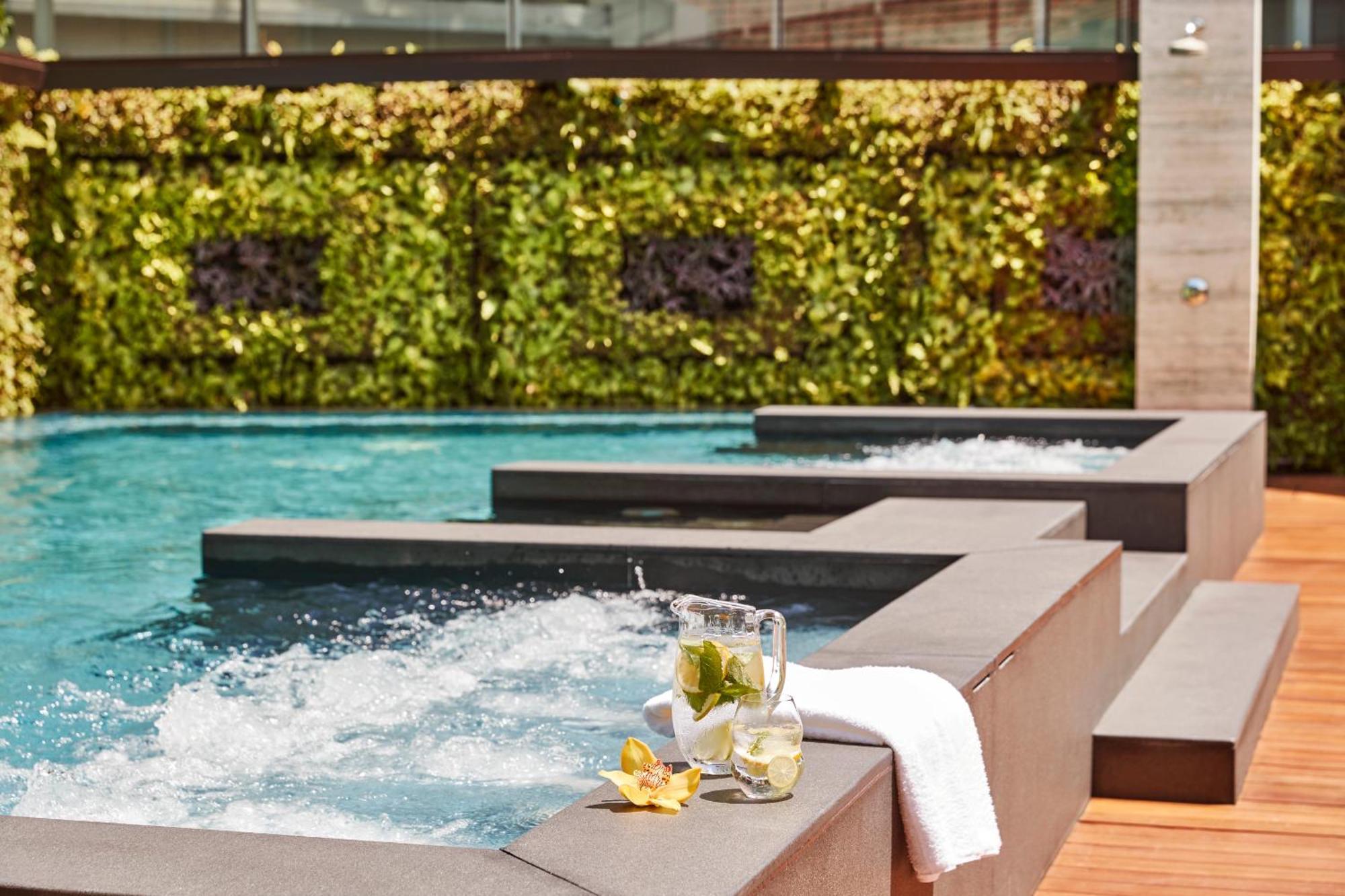 Hotel The Capitol Kempinski 5*