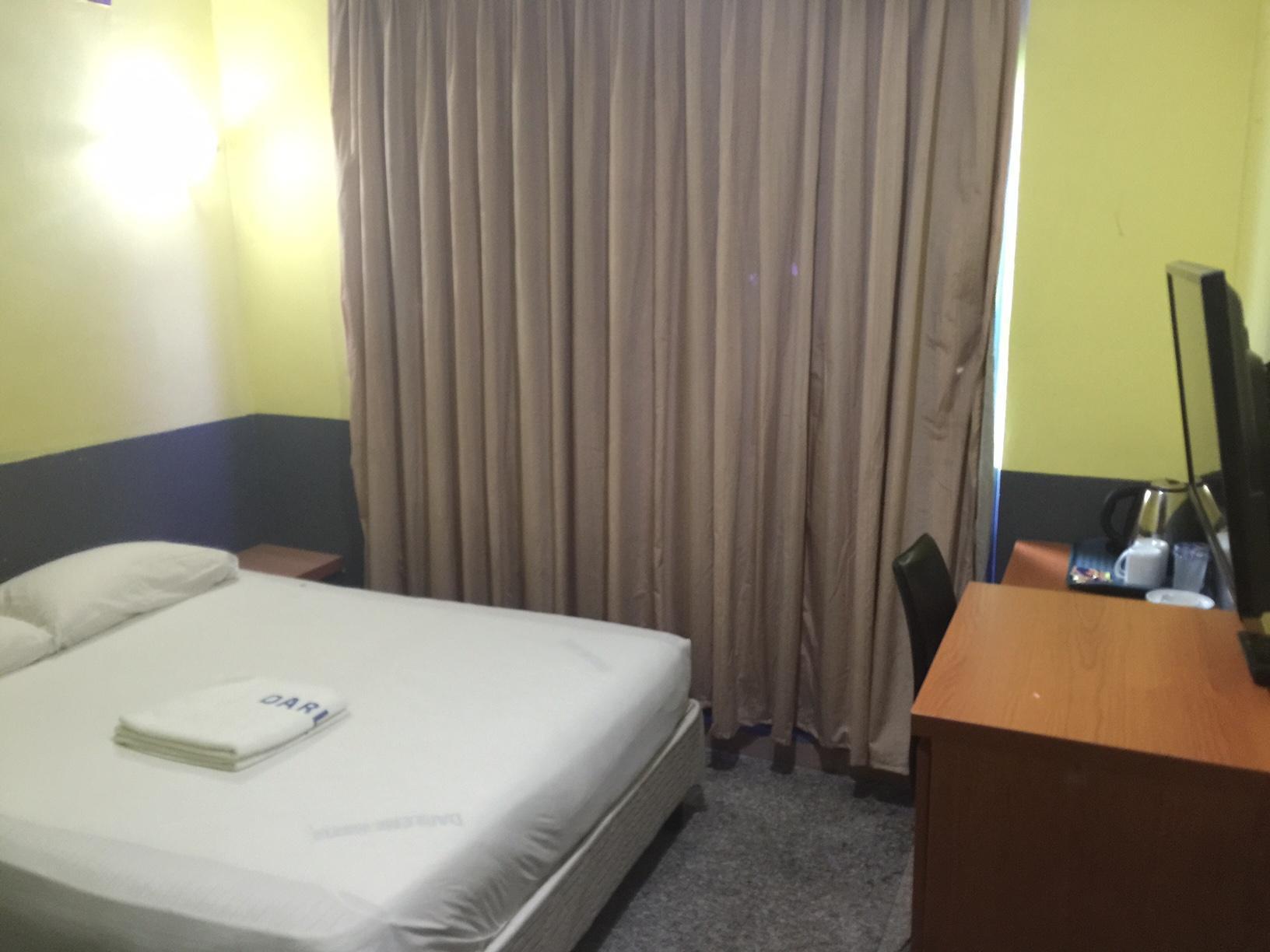 Darlene 2* Singapore