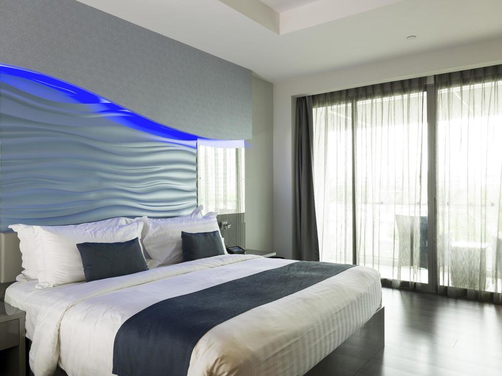 Hotel One15 Marina Sentosa Cove 5*