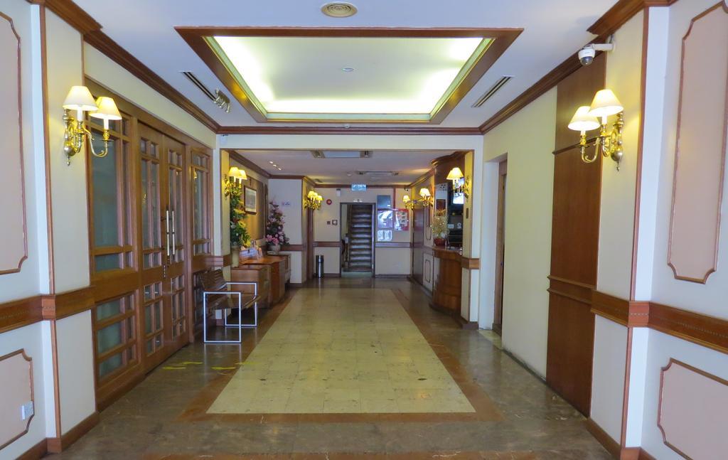 Four Chain View Hotel 2*