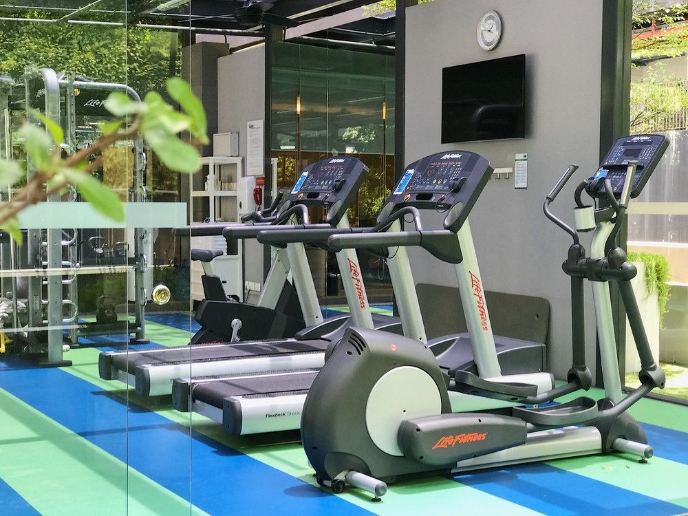 Express Orchard Road By Ihg Hotel 4*
