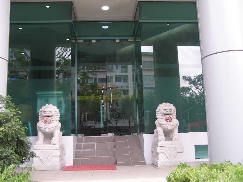 The Quay West Coast Hotel 3*