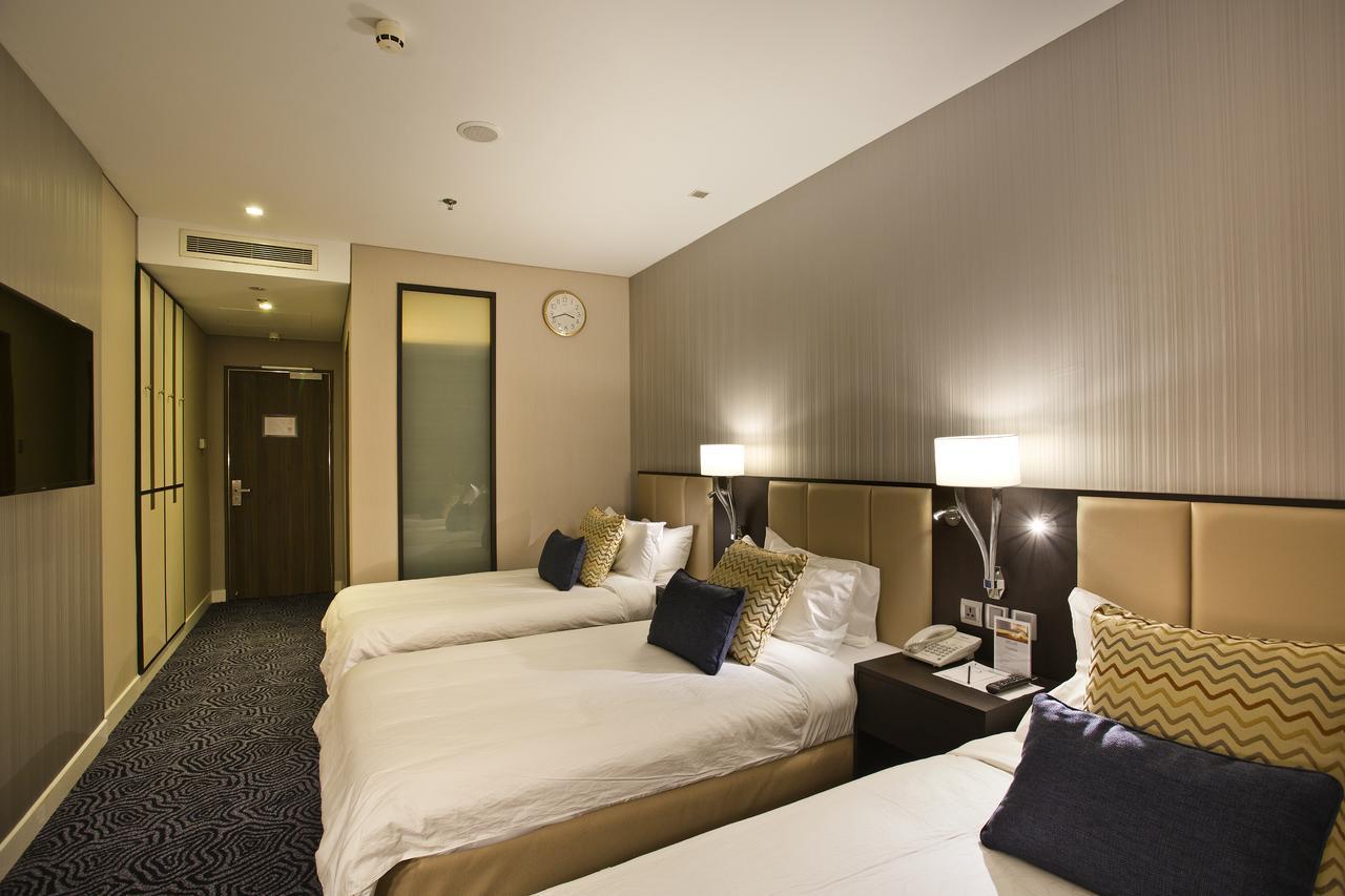 Ambassador Transit - Terminal 3 Hotel 3*
