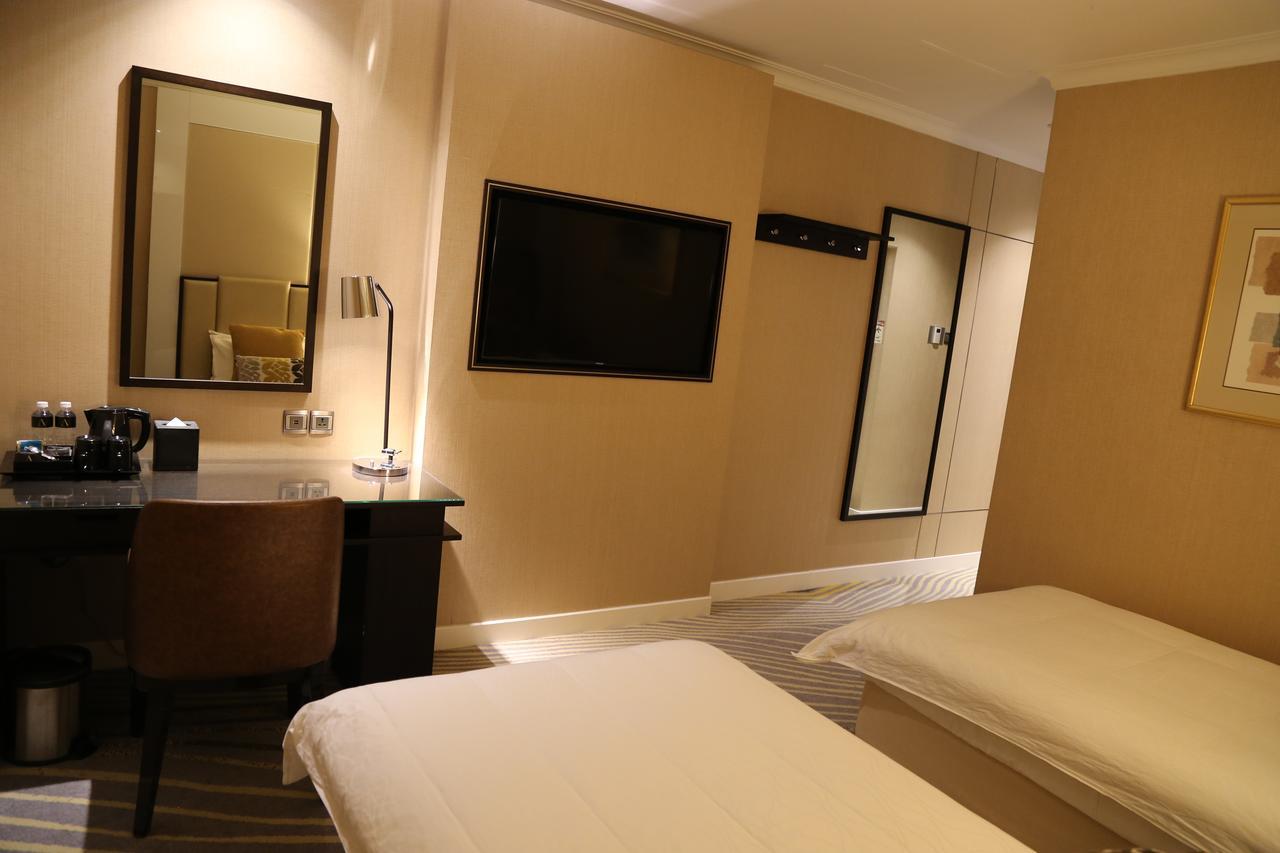 Ambassador Transit Terminal 2 Hotel Singapore