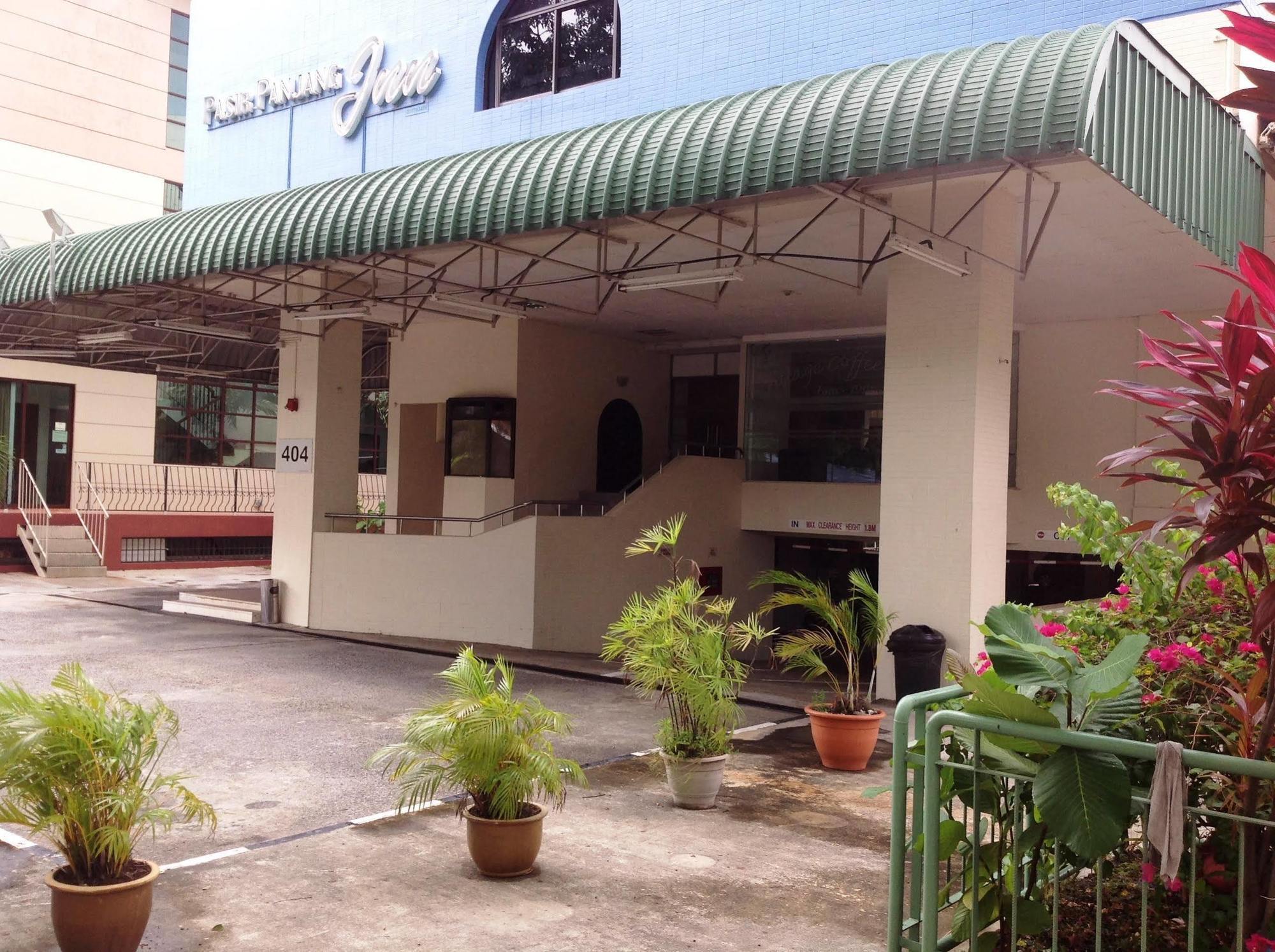 Pasir Panjang 2* Singapore