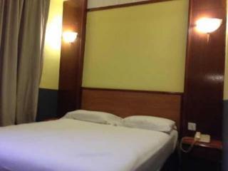 Darlene Hotel