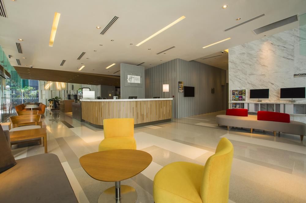 Hotel Express Orchard Road By Ihg 4*
