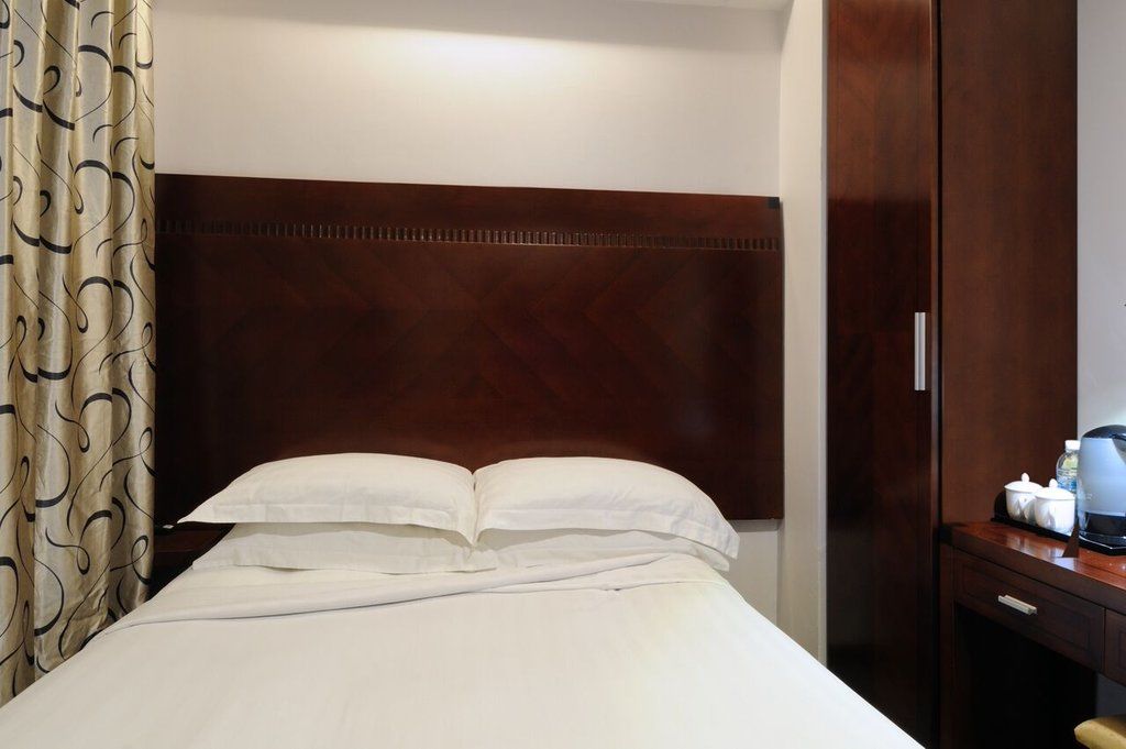 Hotel The Quay West Coast 3*