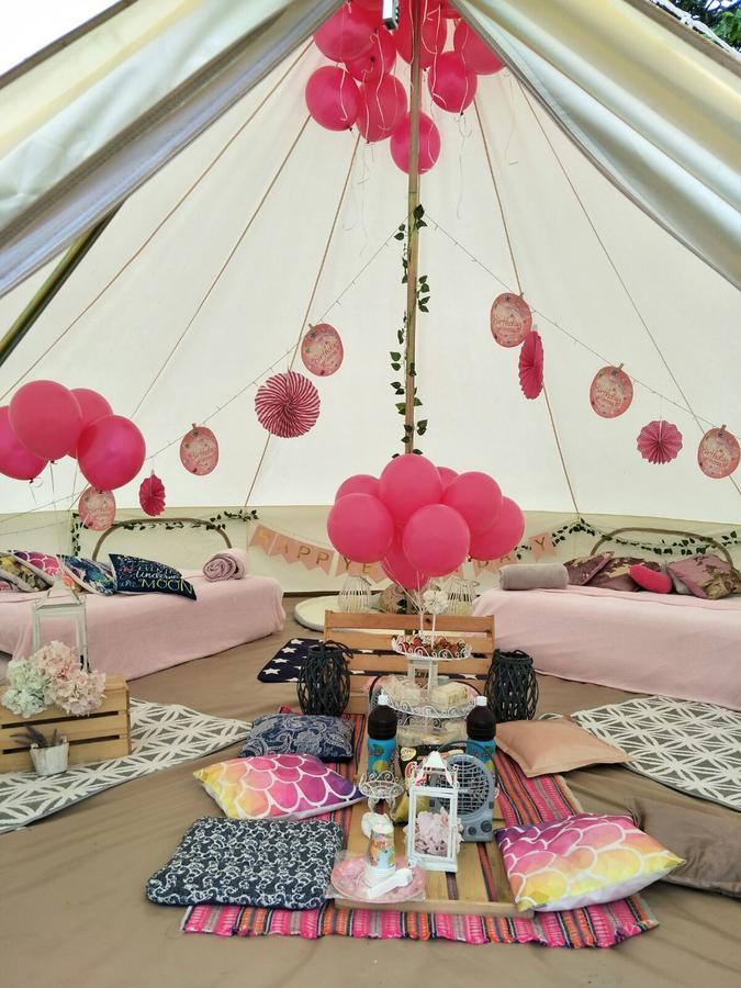 Glamping Society - Large Bell Tent Luxury tent *