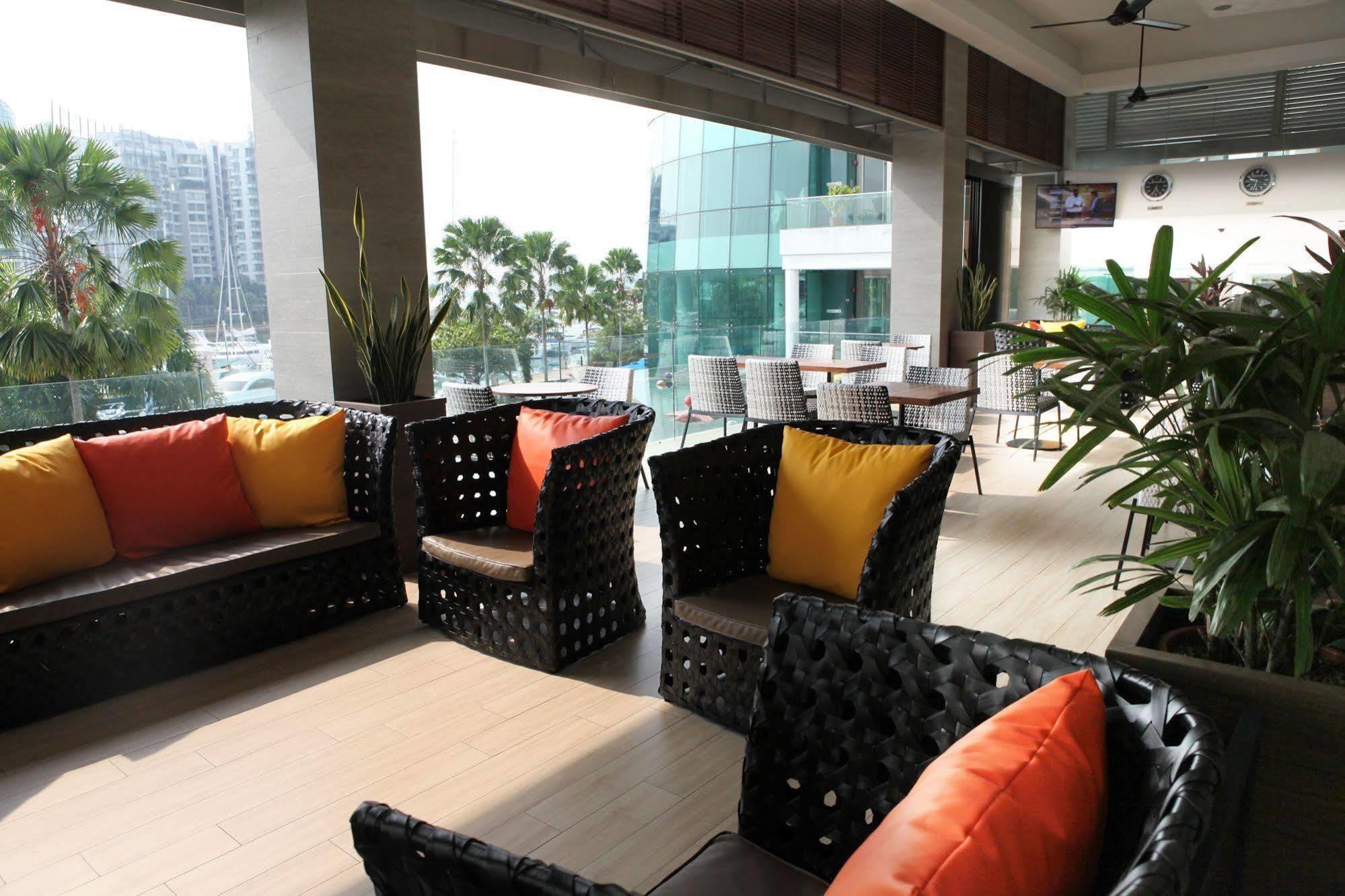 One15 Marina Sentosa Cove 5* Singapore