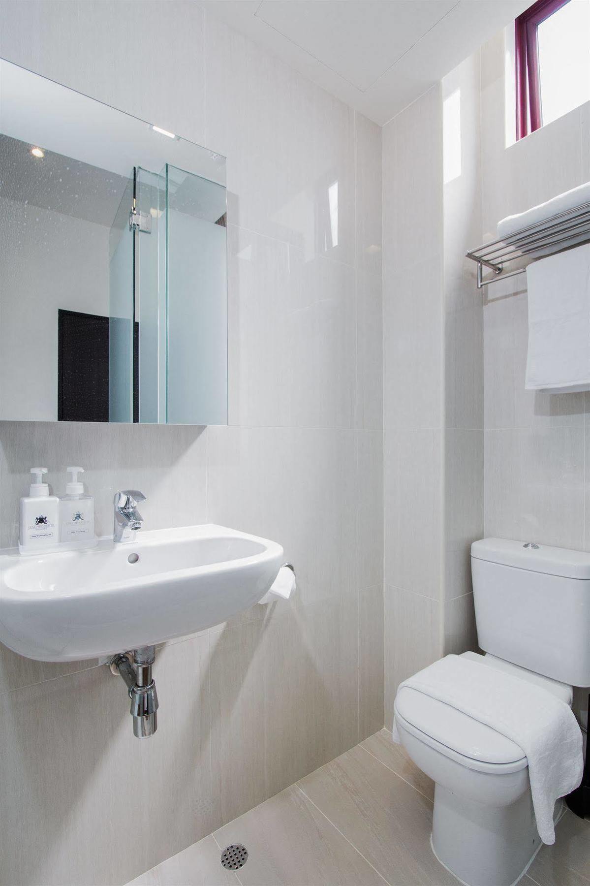 Apartment Heritage Collection On Boat Quay - South Bridge Wing - Mobile App Check-in