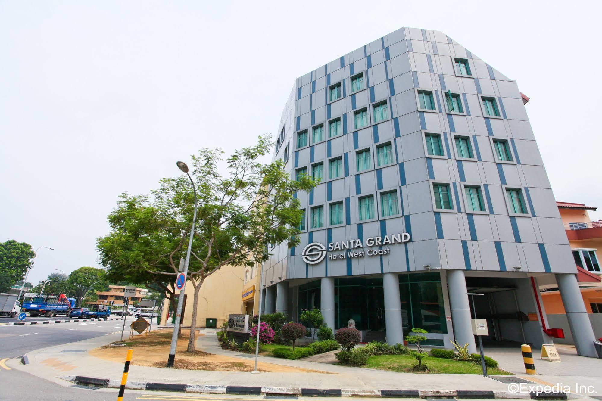 Hotel The Quay West Coast 3*