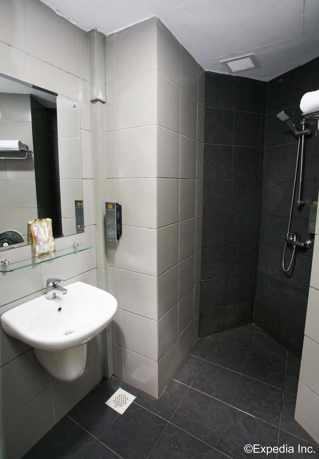 The Quay West Coast Hotel 3*