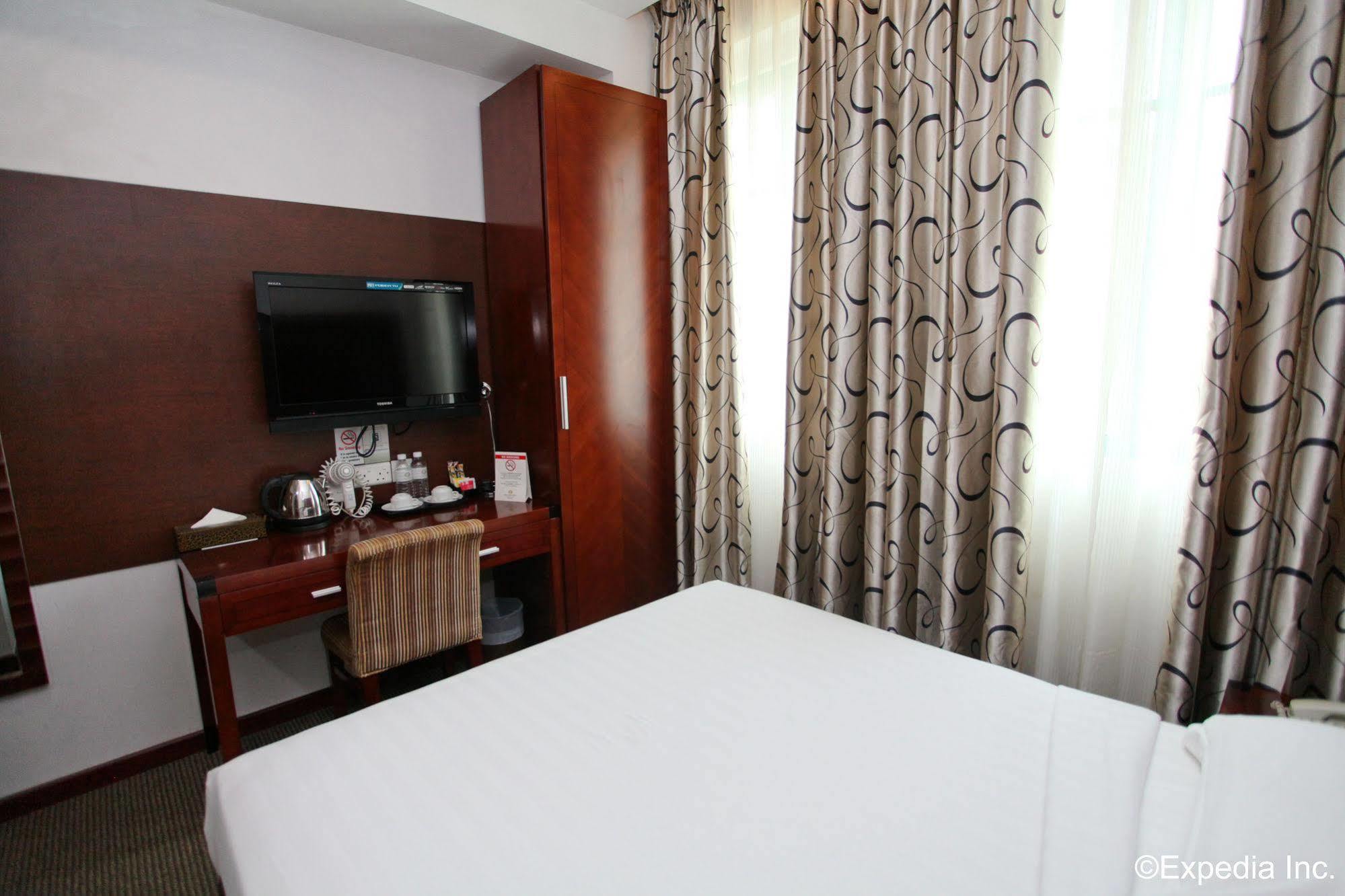Hotel The Quay West Coast