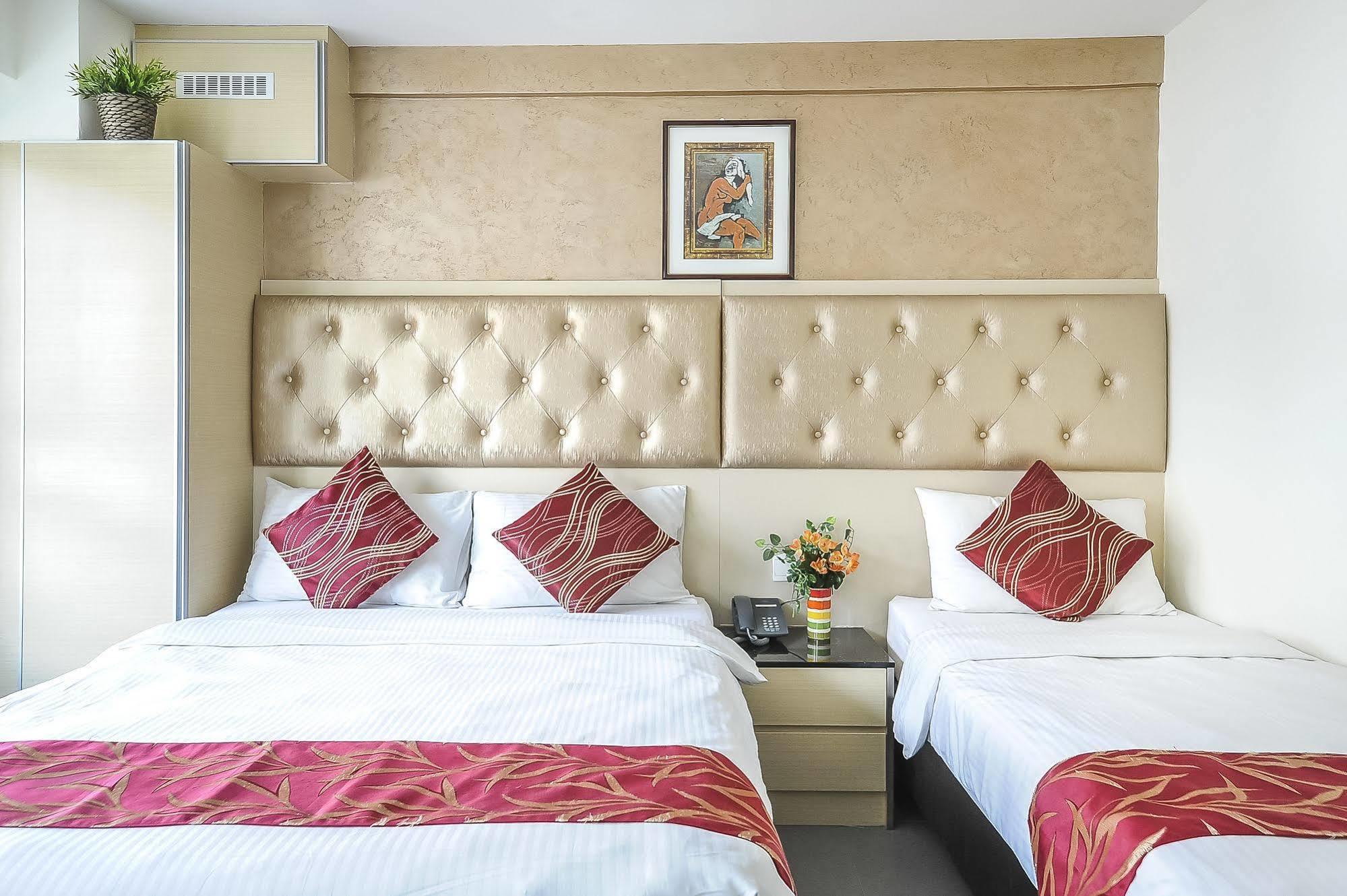 Sandpiper Hotel 3*