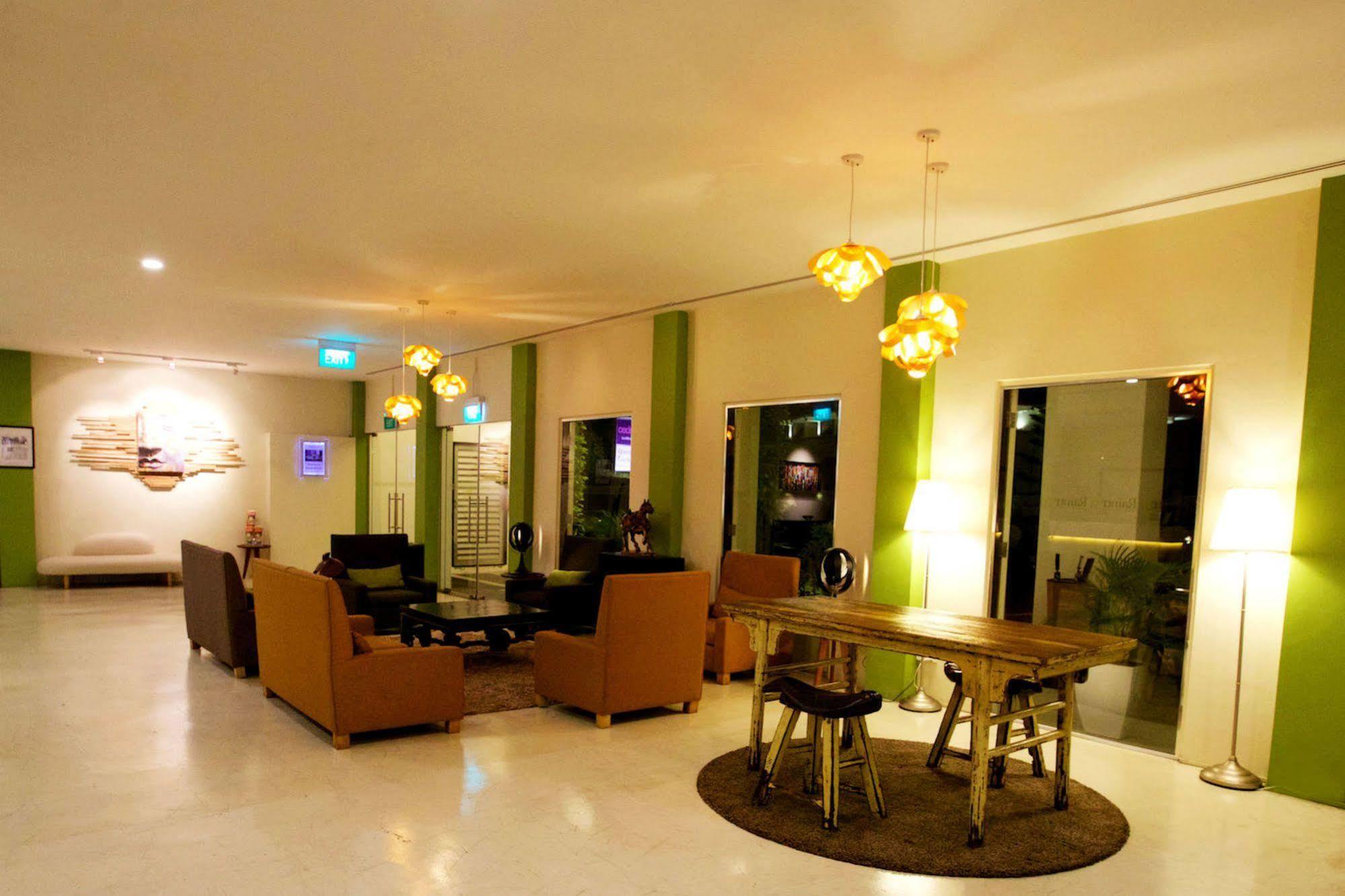 Hotel Raintr33 Singapura