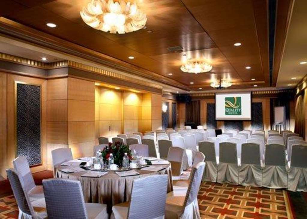 Express & Novena, An Ihg Singapore