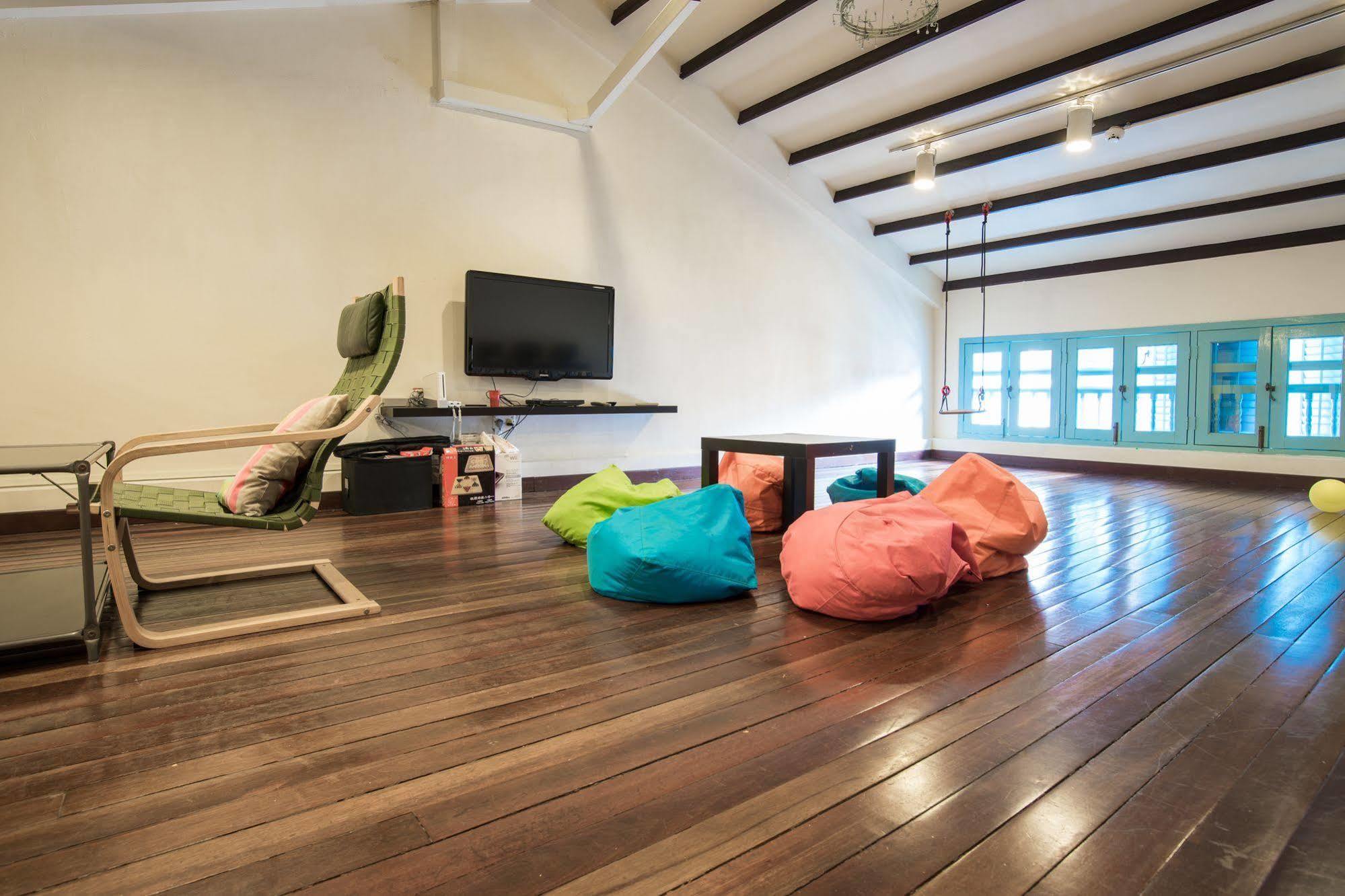 Draper Startup House For Entrepreneurs