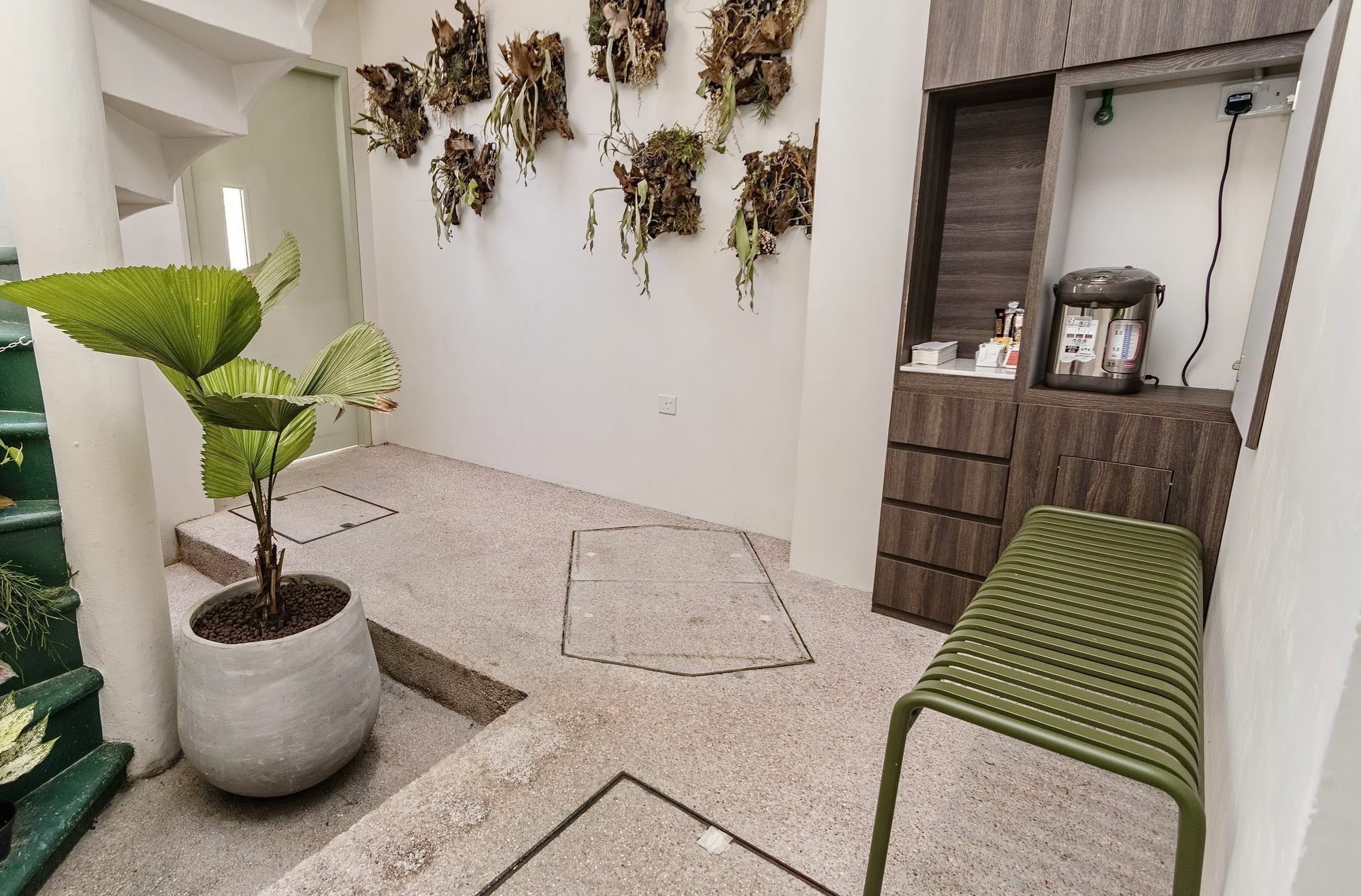 Zen Little India Hostel *