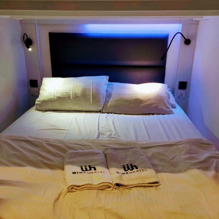 Capsule hotel Wink At Mosque Street