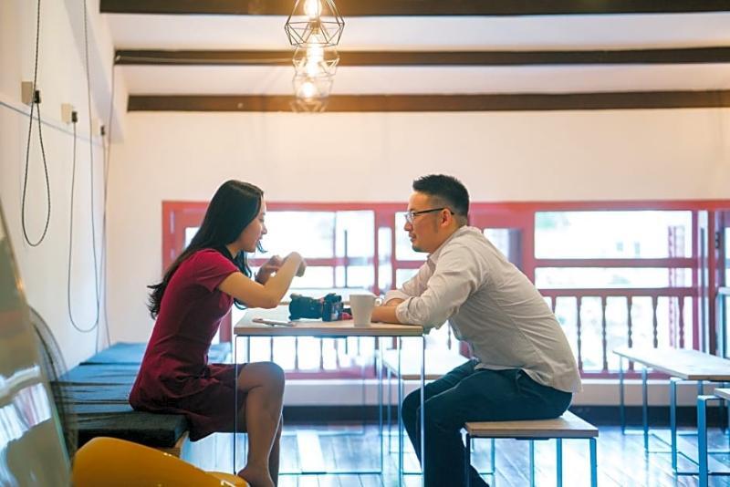 Hotel kapsul Draper Startup House For Entrepreneurs Singapura