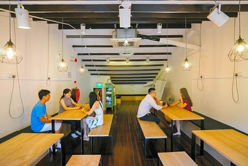 Hotel kapsul Draper Startup House For Entrepreneurs