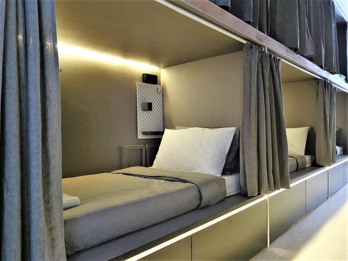 The11room Capsule hotel