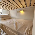 Beat Arts Hostel At Chinatown