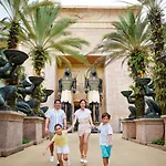 Resorts World Sentosa - Hotel